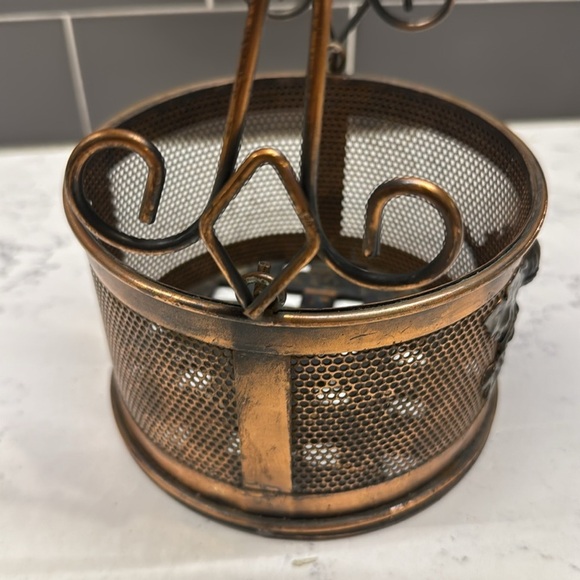 vintage wire mesh basket, metal bucket - Picture 2 of 6